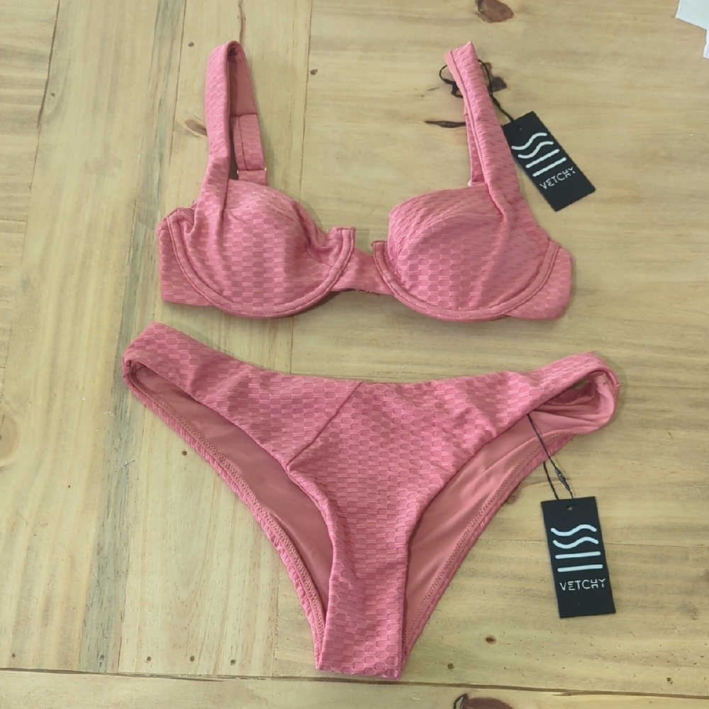 Vetchy Textured Bikini Set